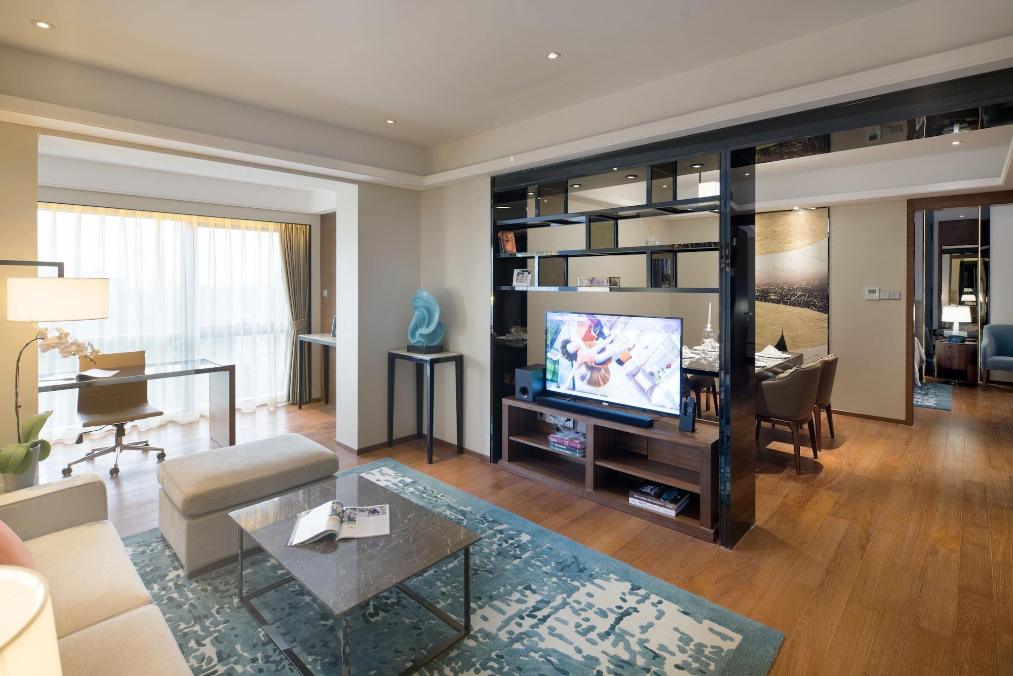 Aparthotel Fraser Shenzhen, Near Huaqiang North Business Zone, Infinity Pool, Offer 1 Free Breakfast Shenzhen