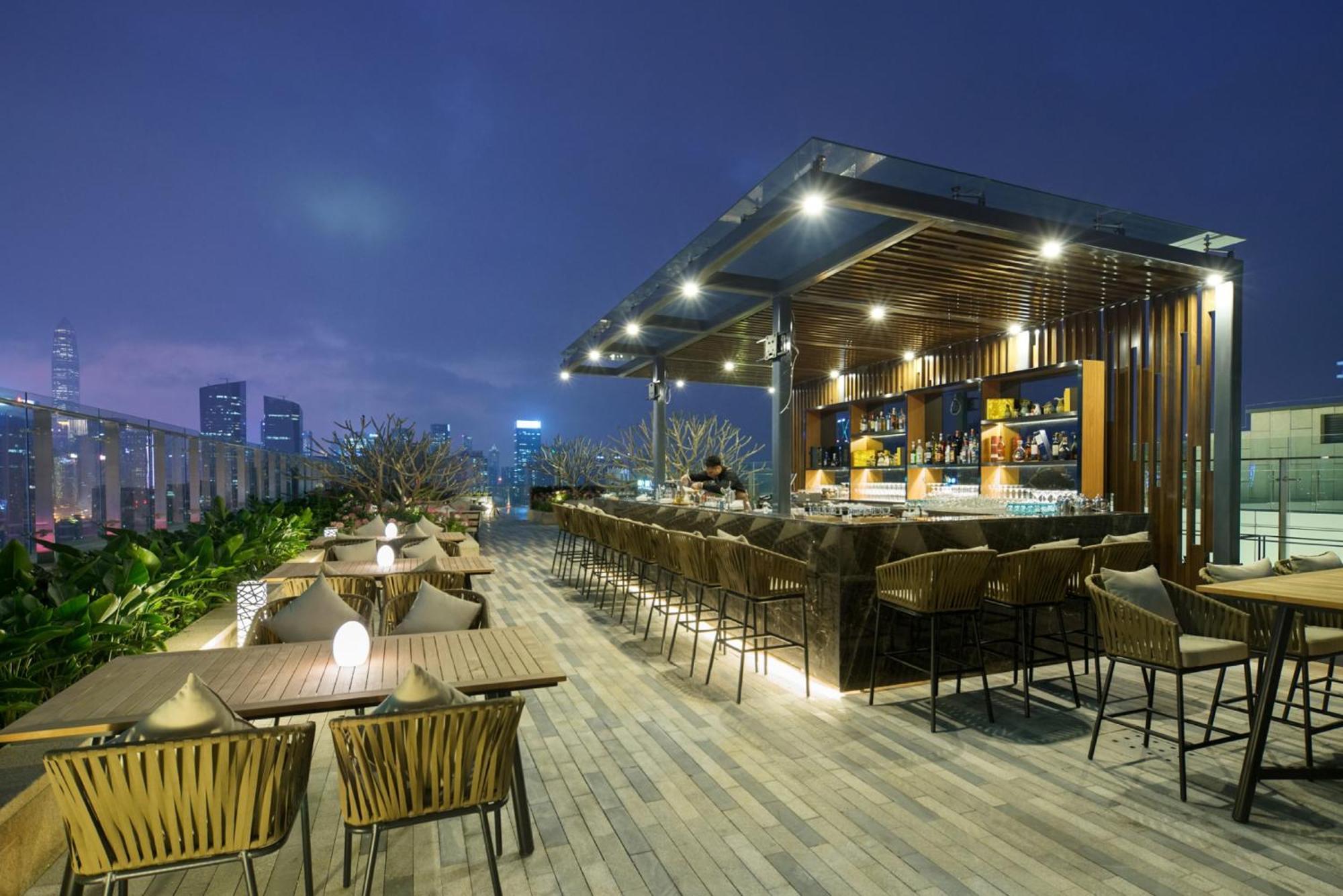 Fraser Shenzhen: Infinity Pool & Business Zone Convenience
